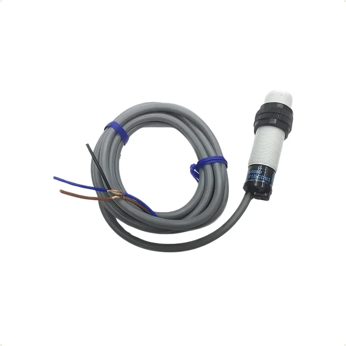 Sensor Capacitivo M18 Pnp Na Cabo 2m 3 Fios - 8mm Alcance