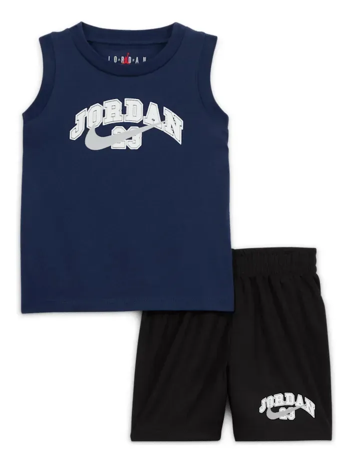 Conjunto de camisetas e shorts Jordan para bebês (12 a 24 meses) cor preto/hematita metálica tamanho 24 meses