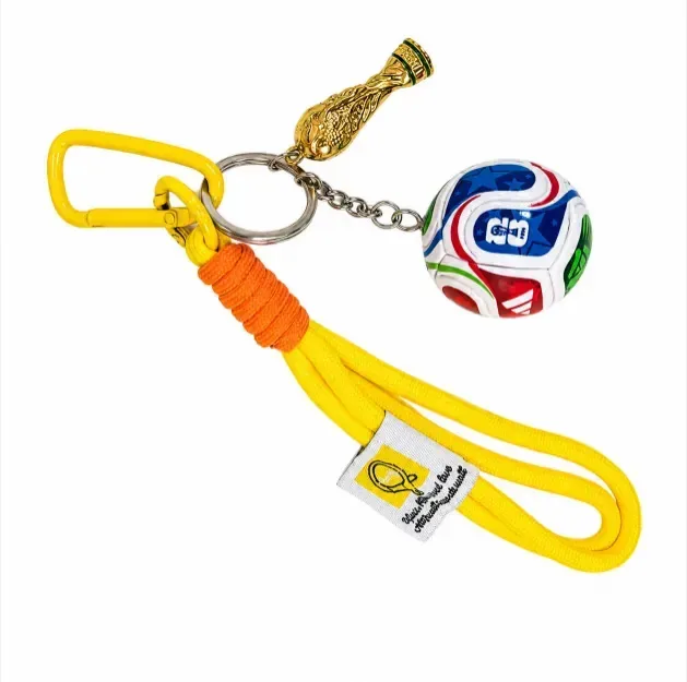 Chaveiros da Copa do Mundo, países participantes e troféu amarelo