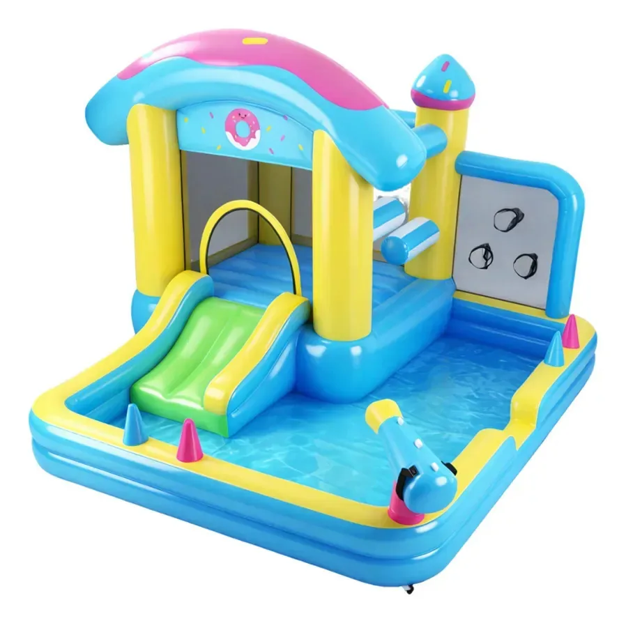 Grande piscina inflável