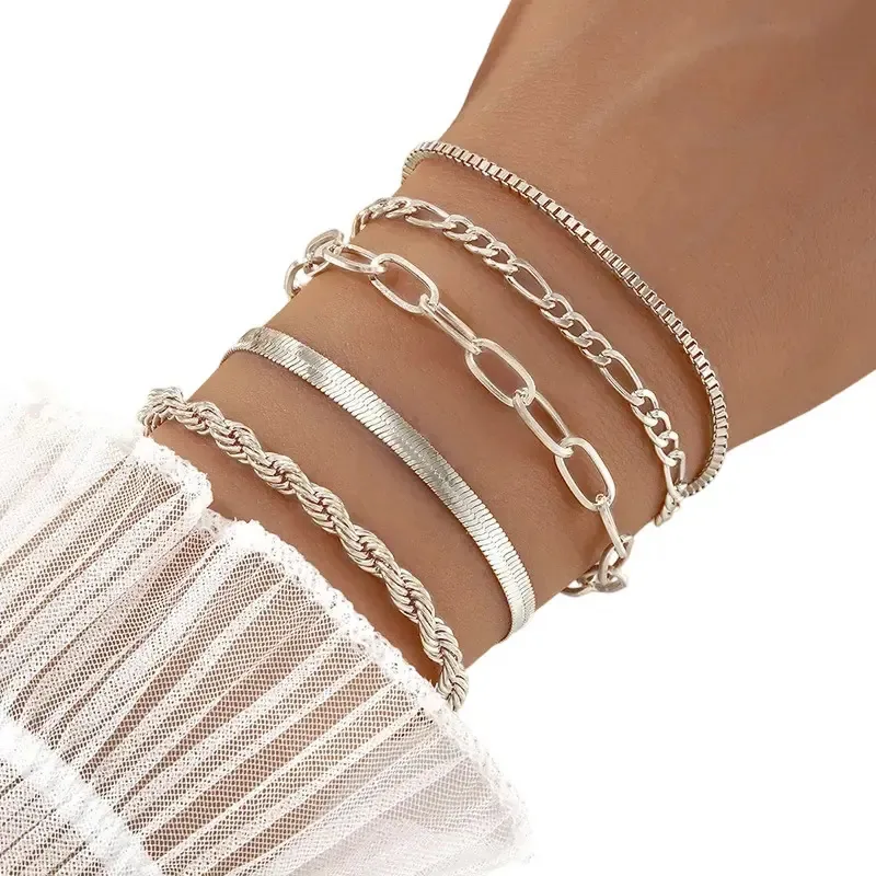 Cinco Pulseiras De Corrente De Metal Cor Prateado