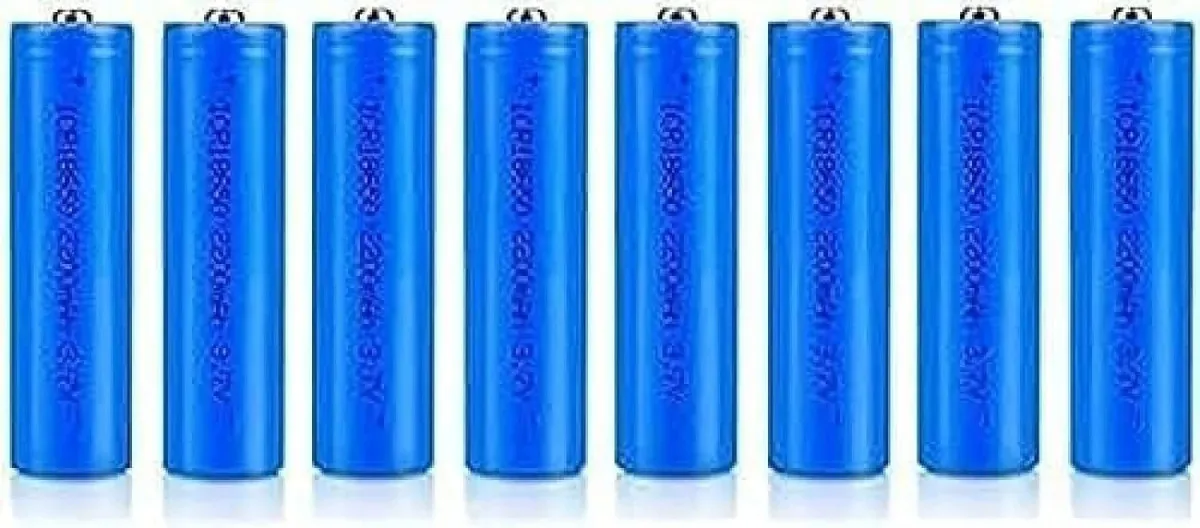 Baterias de reposição Nyasaa de 3,7 V 2200 mAh para luz solar externa, última intervenção, campainhas, carros de controle remoto, LED (botão superior, pacote com 8)