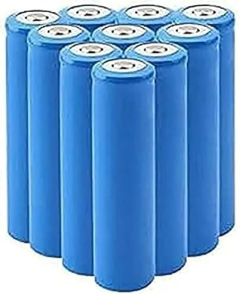 Bateria Kiroja 3.7 5000 mAh ICR com botão superior para campainhas LED. Pacote com 10 unidades.