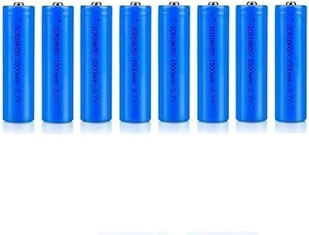 Baterias de reposição Kiroja de 3,7 v 1500 mah para luz solar externa Última intervenção, última intervenção, campainhas, carros de controle remoto, botão superior de LED, 8 peças