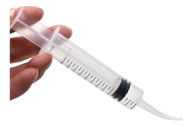 Removedor Cera Ouvido Seringa Especial Ponta Rígida