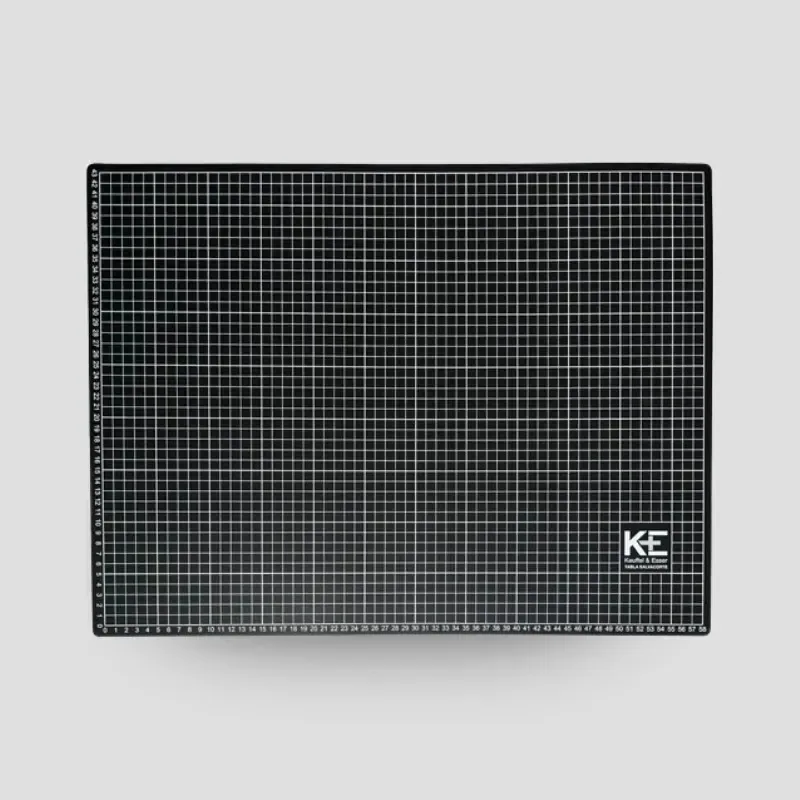 Tapete de corte Ke Base para corte profissional de preto 60x45cm preto