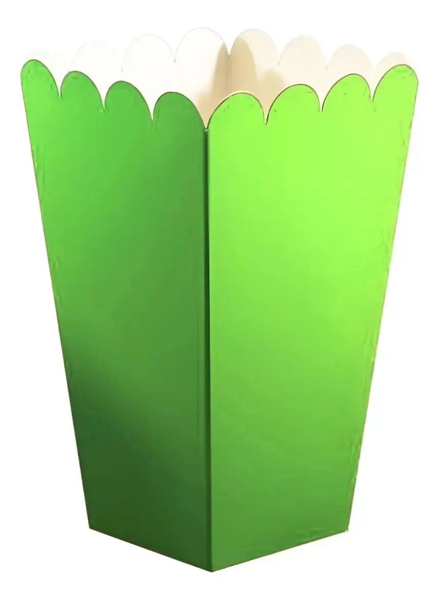 10 caixas médias de pipoca e salgadinhos verdes