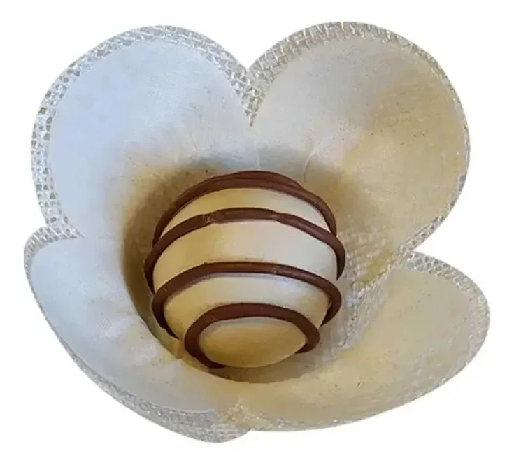 100 Forminhas Doces Modelo Tulipa Casamento Aniversário Cor Pérola