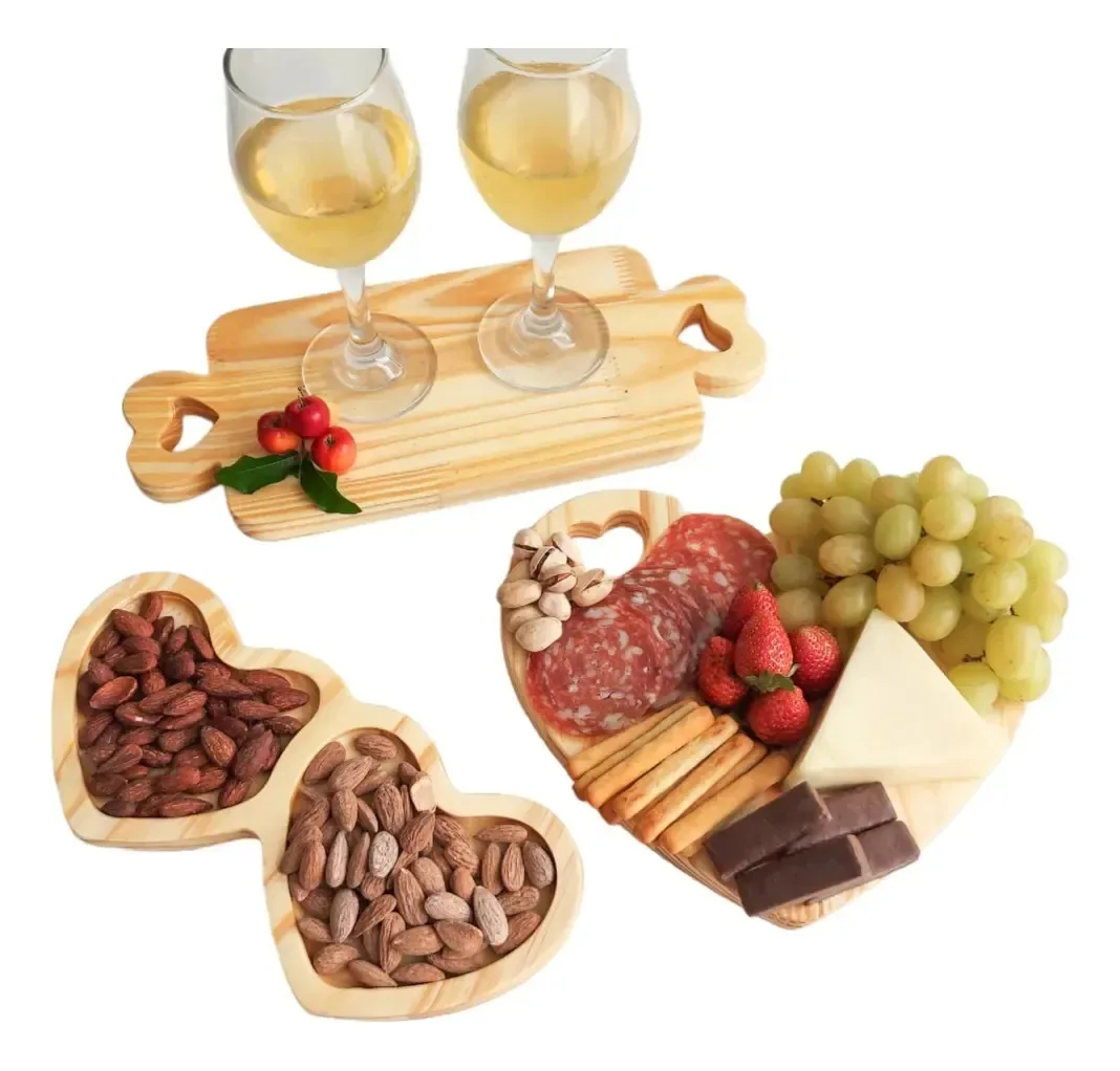 Kit Tábuas De Frios E Servir Petisqueira Coração 3 Peças Cor Tabua Reta + Tabua Coração + Petisqueira 2 corações - TP01