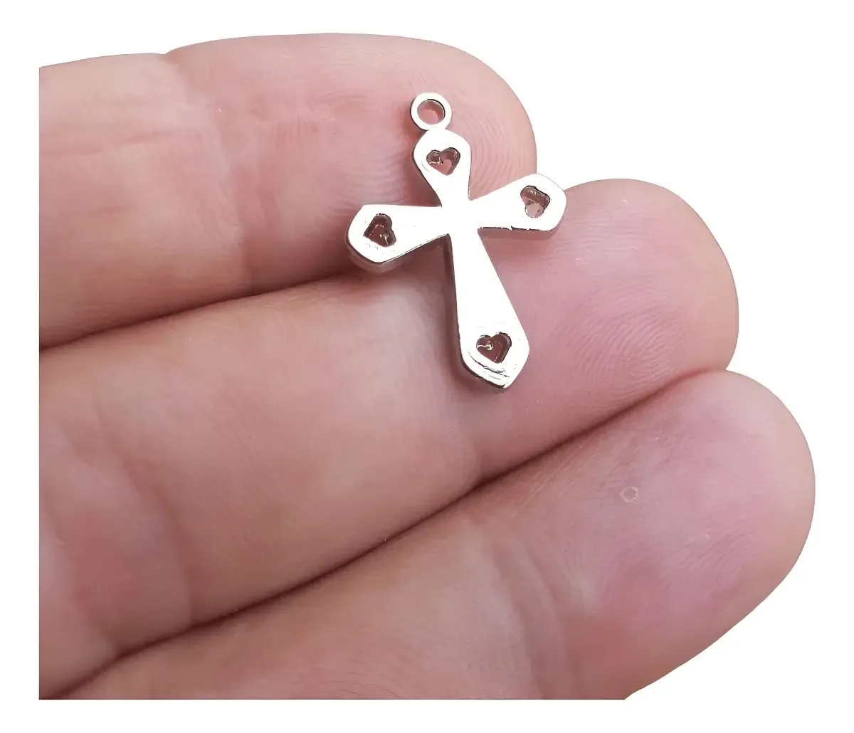 20 Mini Crucifixos Cruz Amor Montagem De Terços Bijuteria Cor Prateado