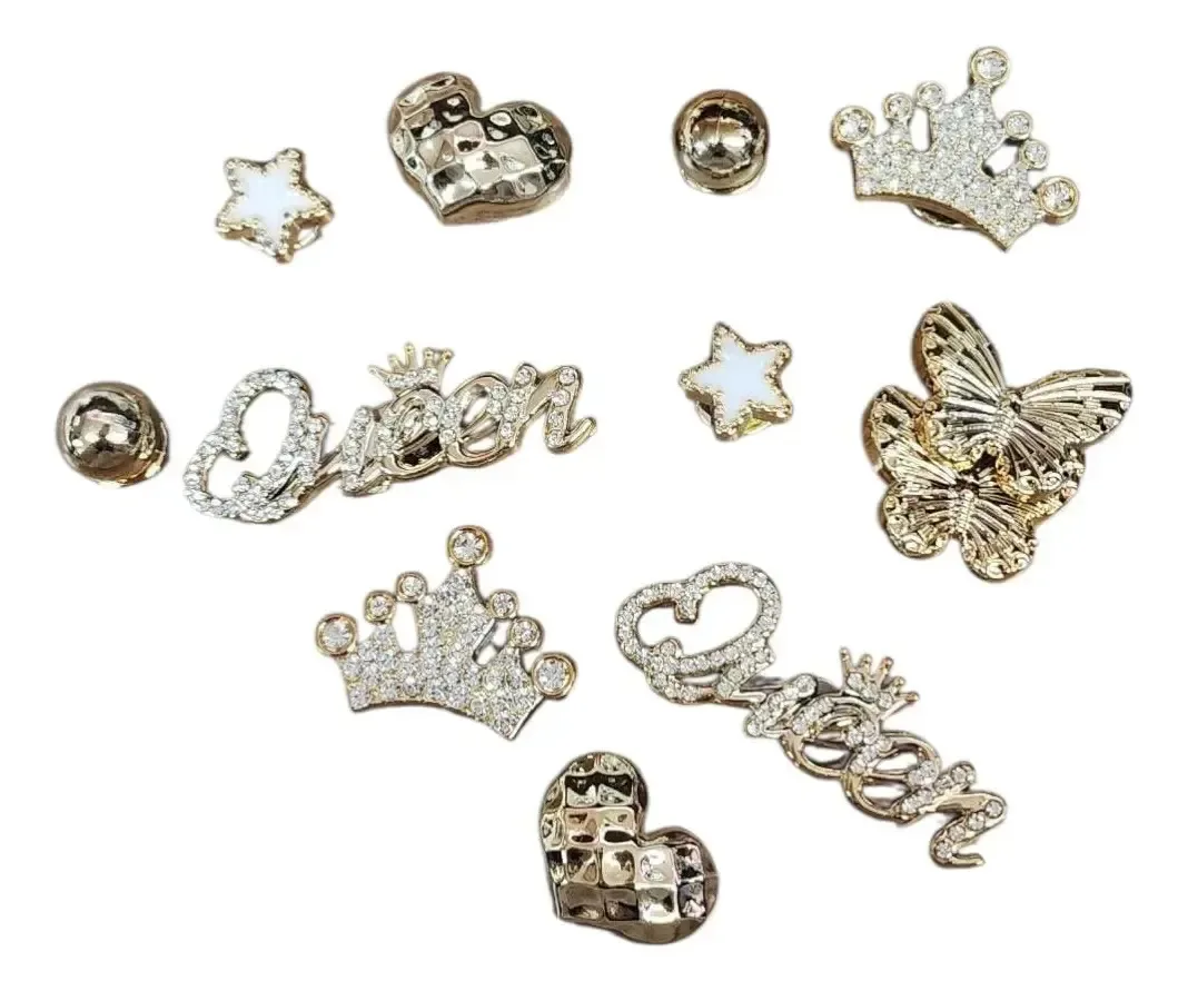 Kit Pingentes Para Crocs Pins Bottons Formato 3d Metalizados Cor KT021