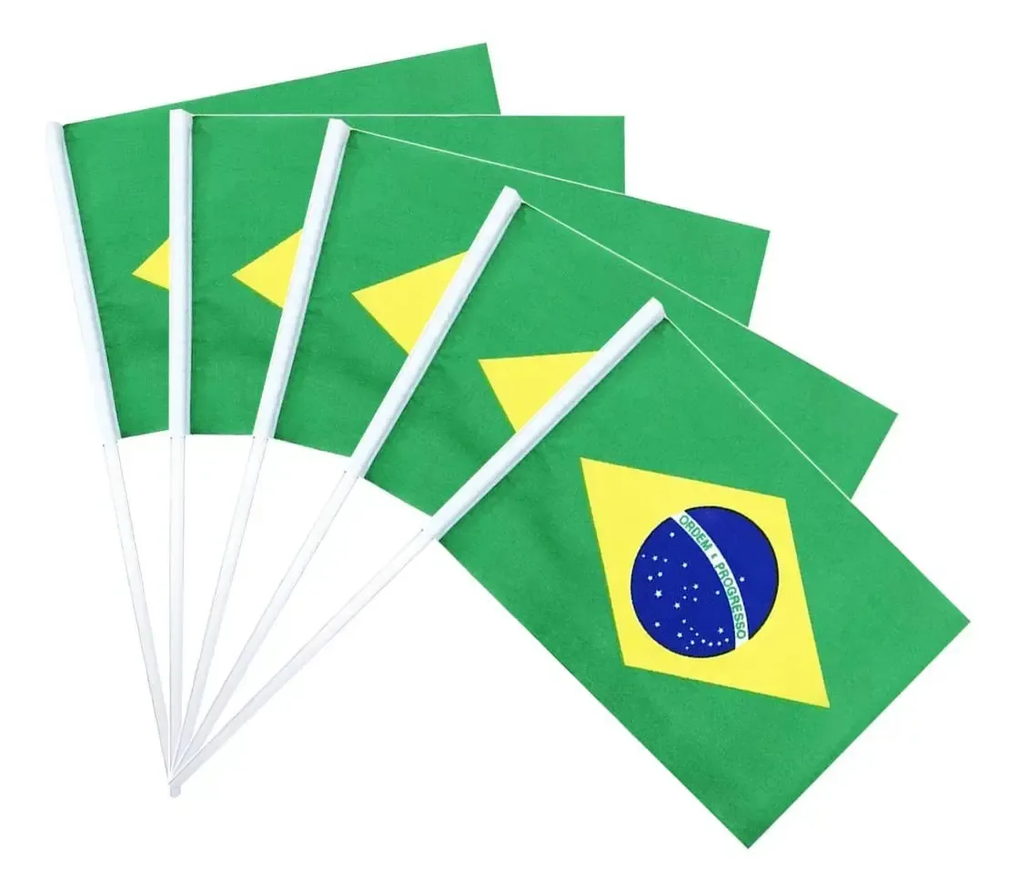 Bandeirinhas Brasil C Haste Tecido Copa Eleição 05 Peças