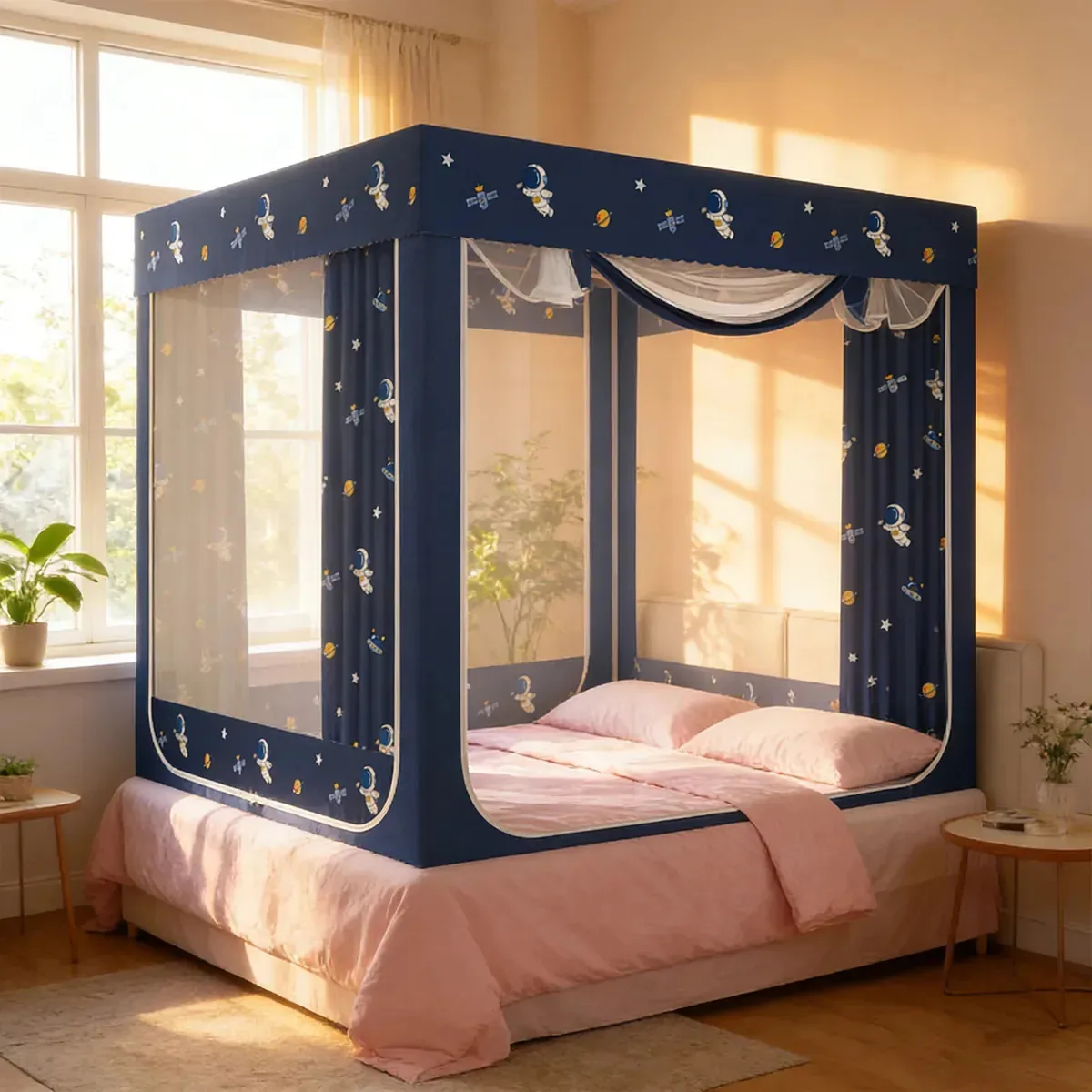 Mosquiteiro Grande Espesso Com Cortina Blackout 3 Lados 2.0*2.2m Ohté Cor Astronauta Azul Escuro Equipada Com Suporte De Fácil Instalação Estrutura Robusta e Cortinas Removíveis
