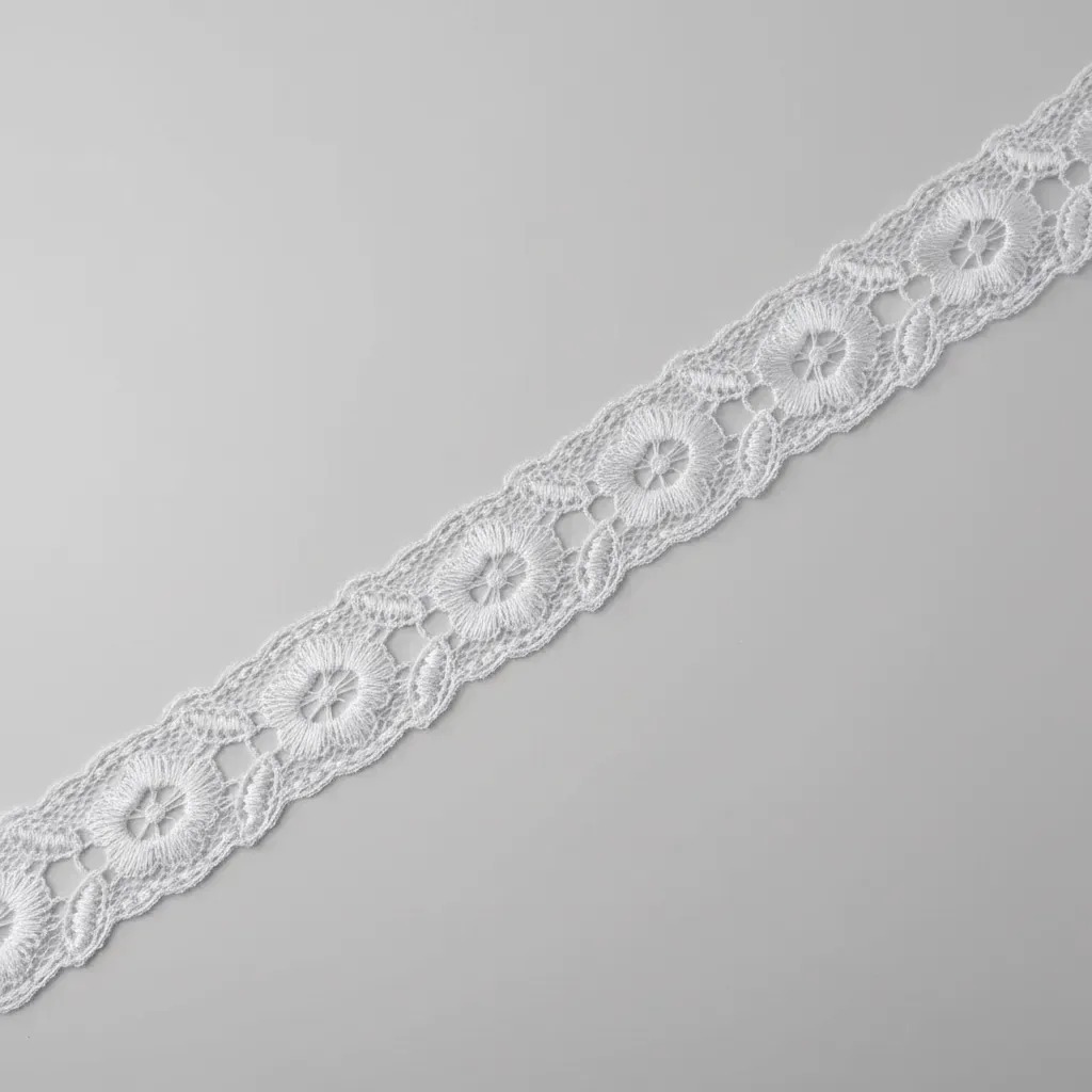 Renda Guipir Artesanato Estreita Fina Branca Ml120 13,7mts Branco