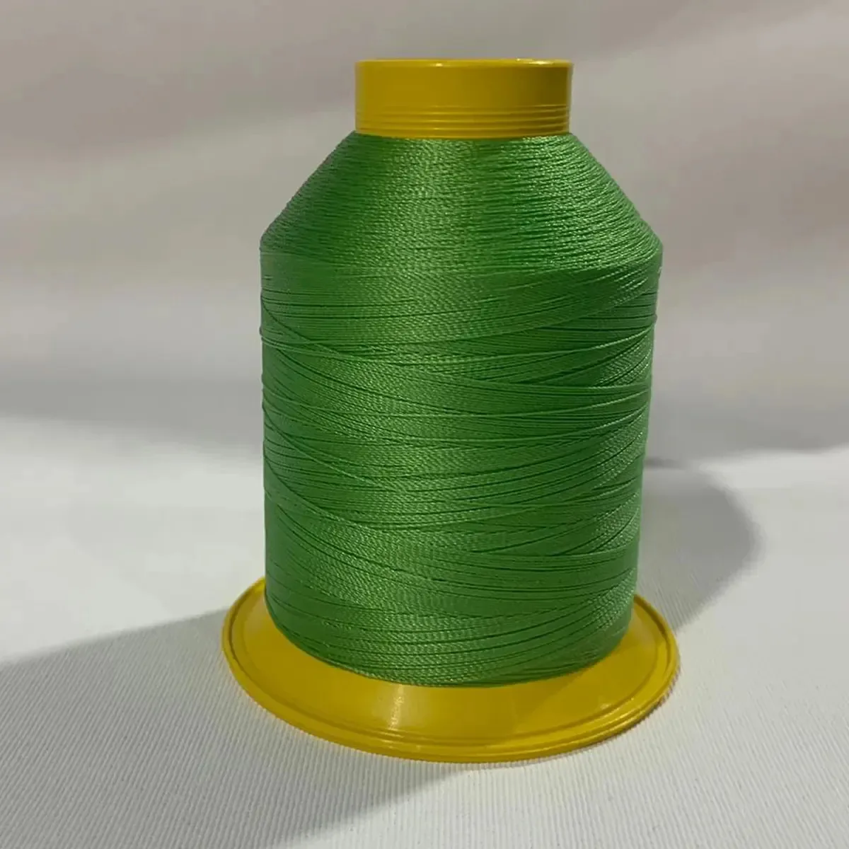 Linha Nylon Bonderizada Linhasita Cor 352 para Costura Resistente