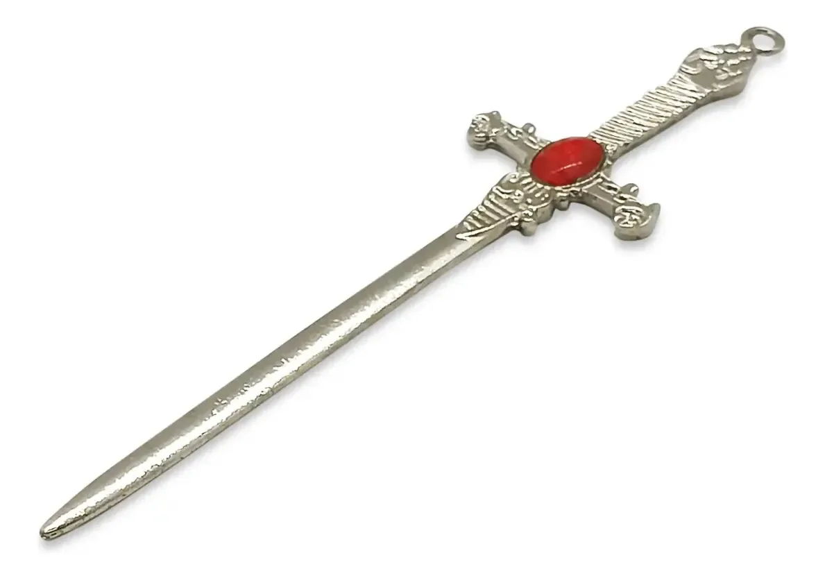 Kit 7 Pingentes Adagas Pedra Vermelha Metal Prata 16 Cm