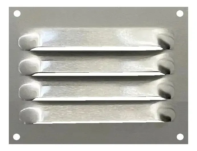 Grade De Ventilação Quadrada De Alumínio 10x10 Cm Com Tela Prata