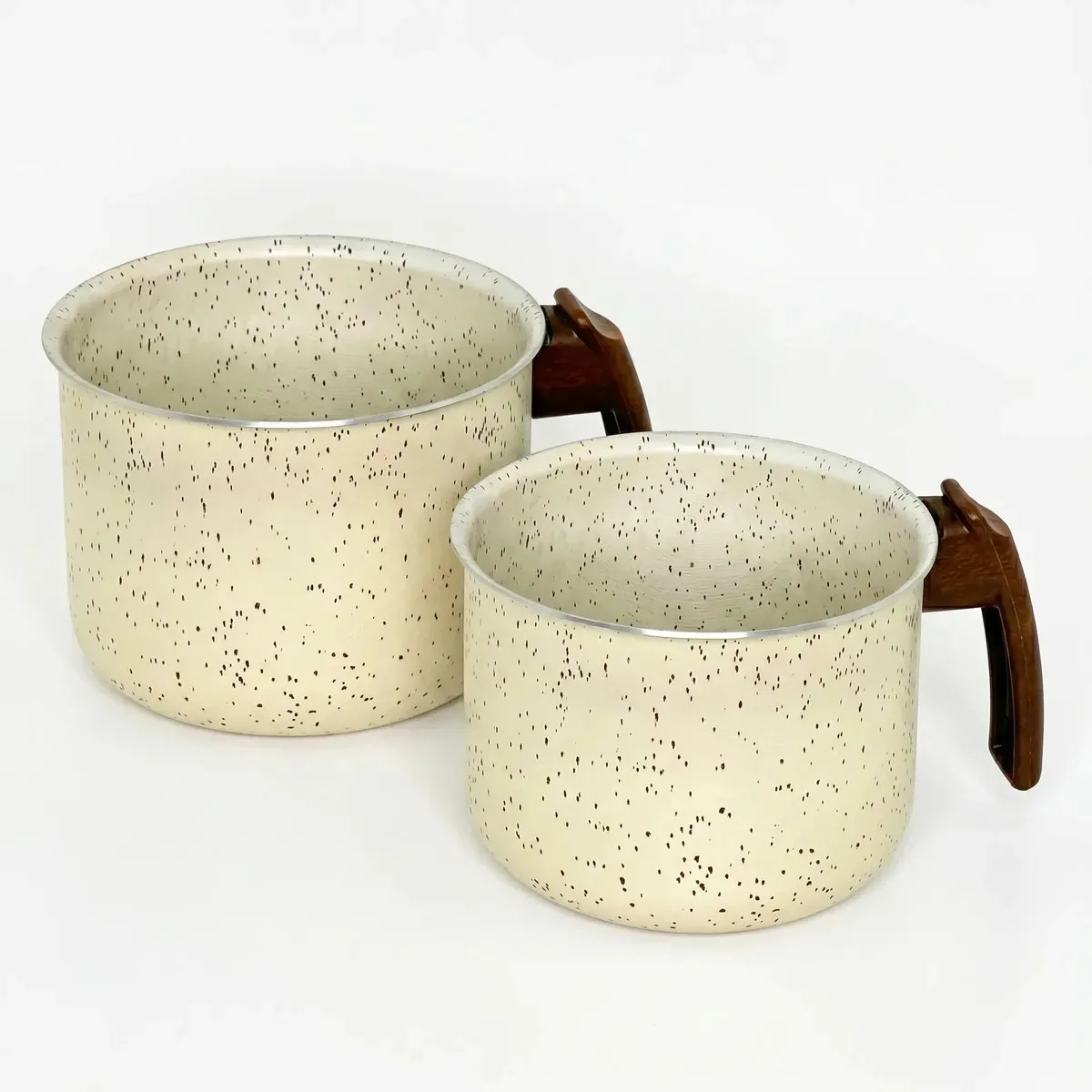 Conjunto De 2 Canecão Leiteira Fervedor Antiaderente 12/14 Creme