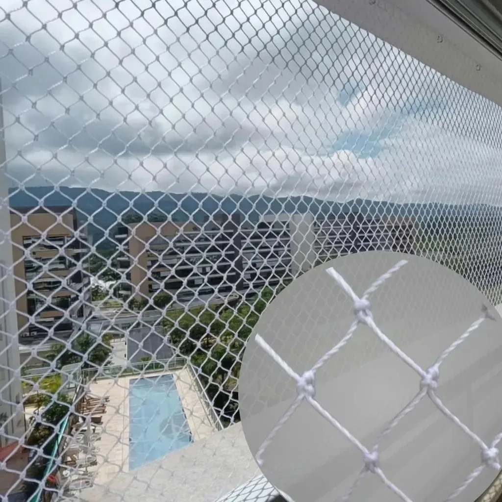 Rede Tela De Proteção Janelas Sacadas Gato 2,20x1,50 Kit Branco