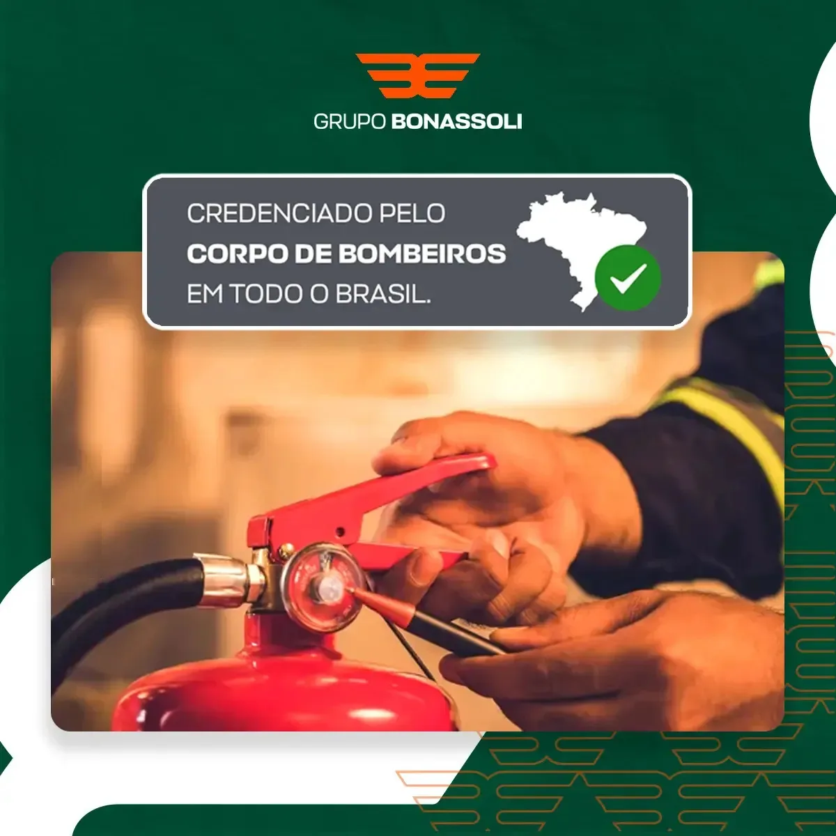 Kit De Incêndio Extintor Abc 6 Kg - Suporte E Placa - 5 Anos