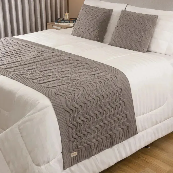Kit Manta Sofa Cama Queen 230x70 + 2 Capas 45x45 Maldivas Cor Cinza Desenho Tranças