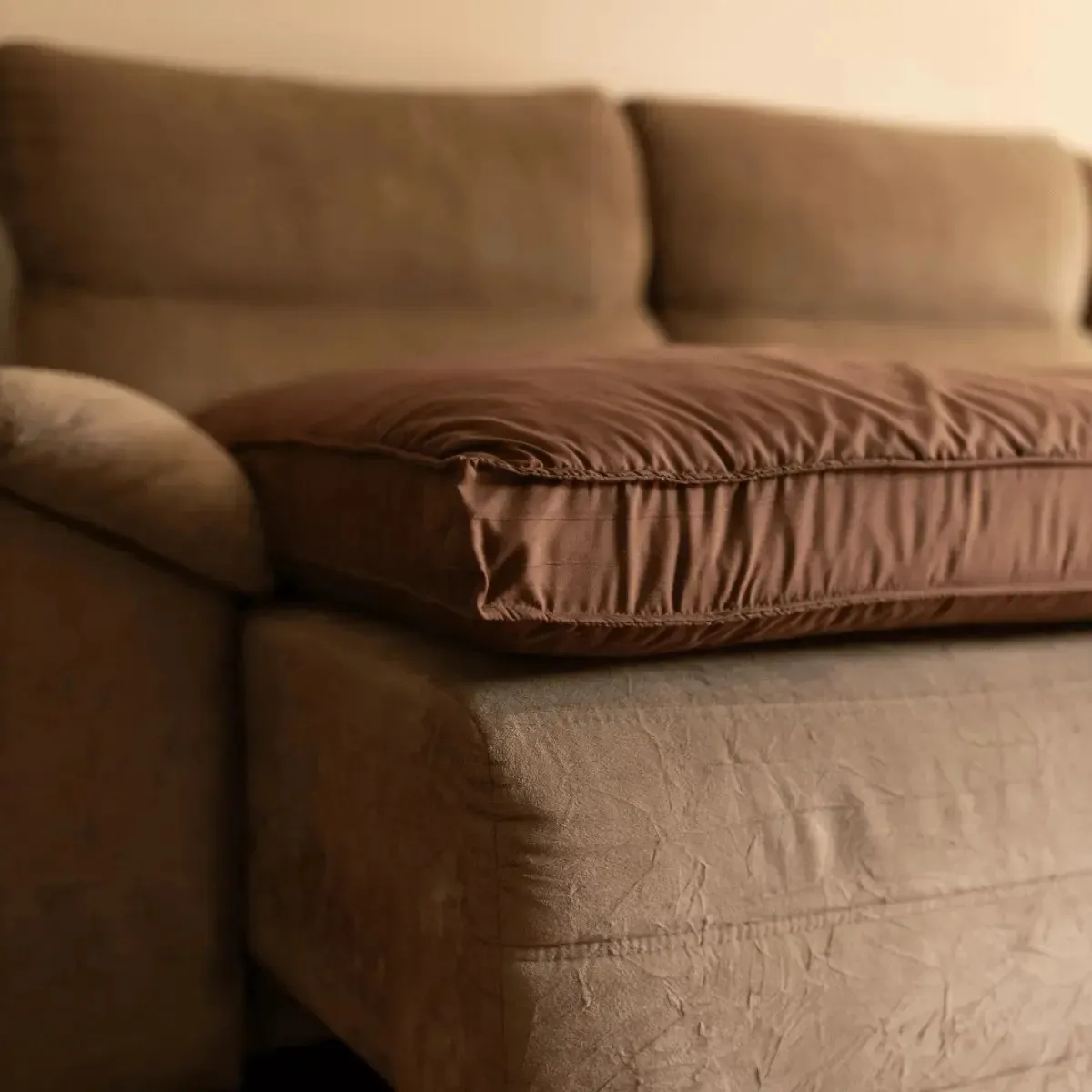 Protetor Sofá Pillow Top Manta Sofá Confort Flat 160x80x10cm Cor Marrom-escuro