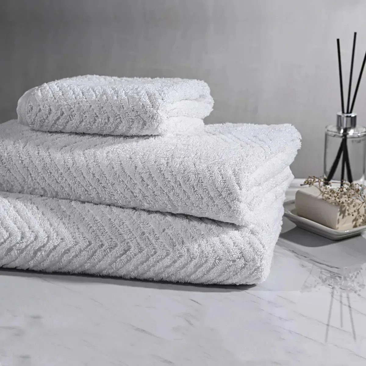 1 Toalha Rosto Macia 550g/m2 Grossa Absorvente 50x80 Che Br Branco Rosto Premium Grande