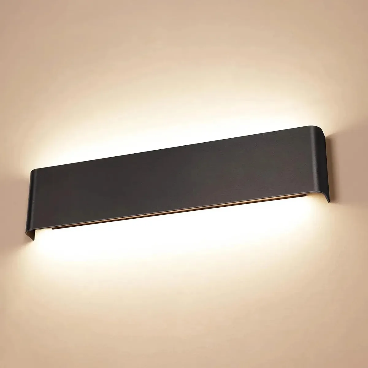 Luminária de parede moderna de 40 cm, luminária de parede Horkey preta, luminária de vaidade clássica de barra longa LED para banheiro, quarto, sala de estar, sala de jantar, corredor, luz quente