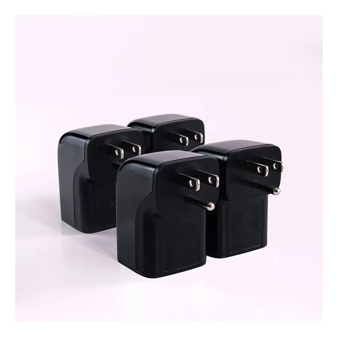 Clamper - Tomada de Proteção Contra Sobretensões de 1800 Joules, 1875 W, para TV, PC, Xbox, PS5, Geladeiras e Outros Aparelhos (Protetor de Sobretensão de Parede Compacto), Ajuste de Bolso