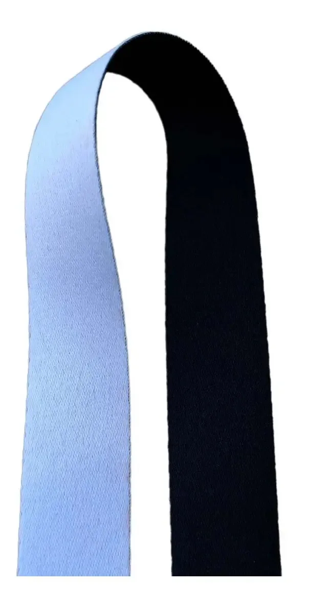Fita bicolor pré-passada para porta-cartões preto e branco de um rolo
