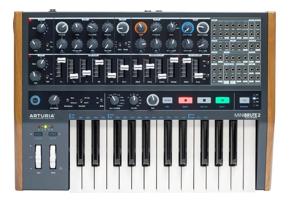 Sintetizador Arturia - Minibrute 2
