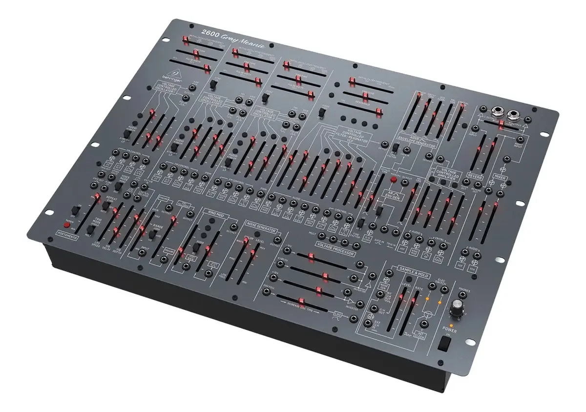 Sintetizador semimodular Behringer 2600 Grey Meanie Vco Vcf cor cinza