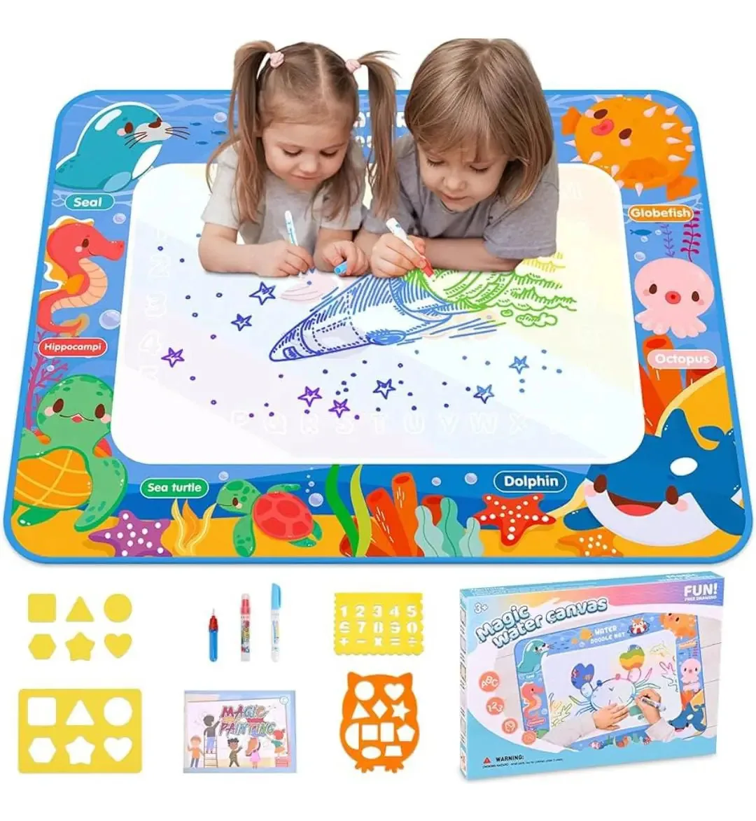 Tapete mágico com desenhos para colorir com água