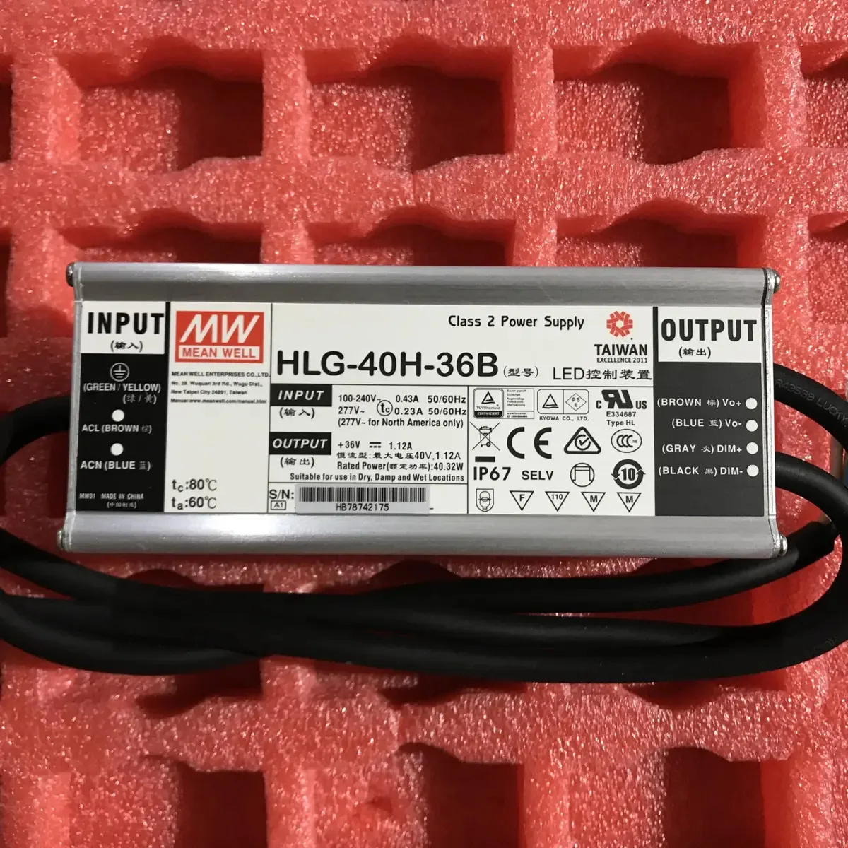 Mean Well HLG-40h-36b 40,32w Tensão constante +Driver de LED de corrente constante HLG-40h 36v 1,12a
