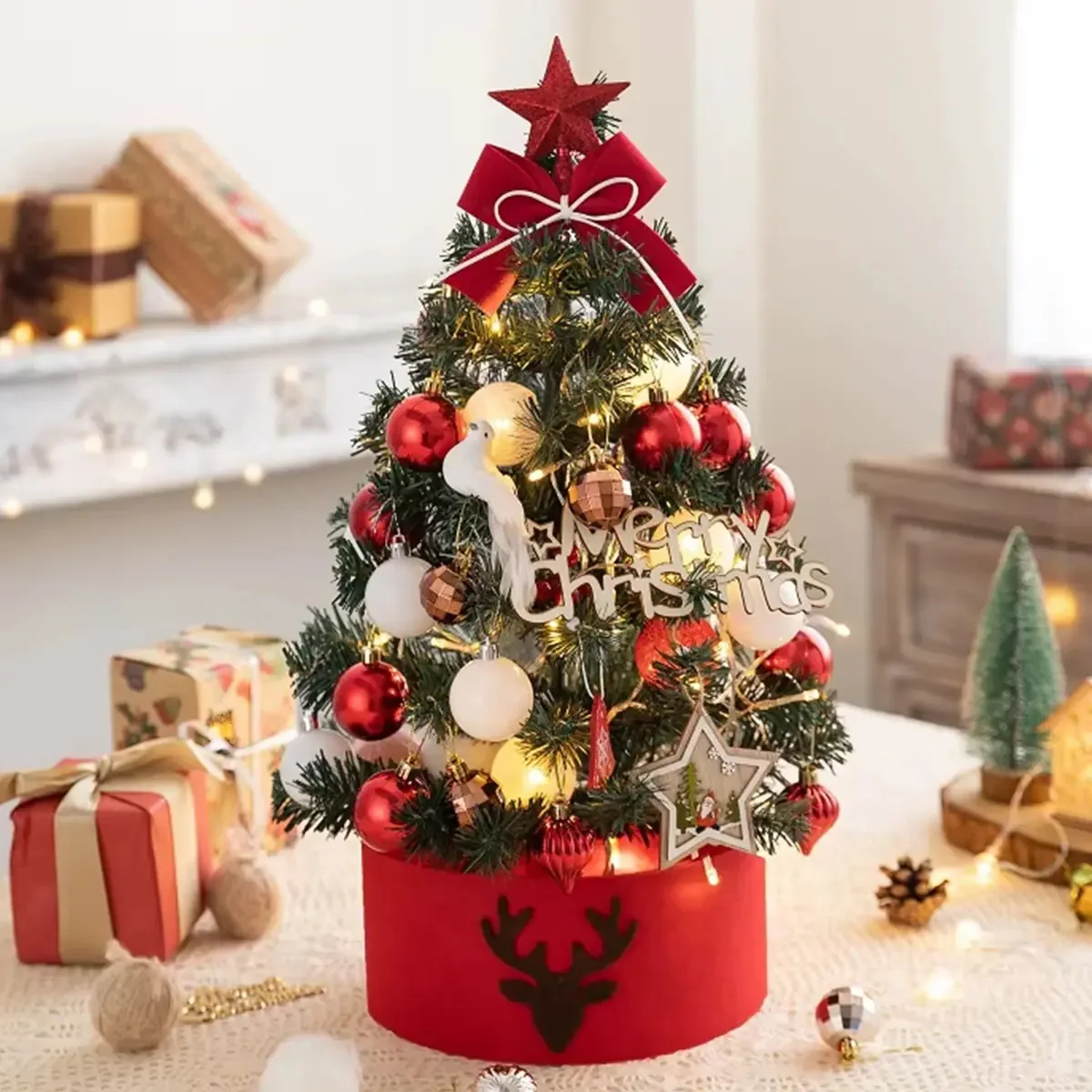 Árvore de Natal vermelha de 60 cm com LED e enfeites removíveis