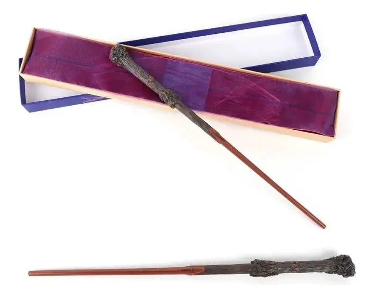 Harry Potter - Varinha de Harry Potter (caixa premium) cáqui