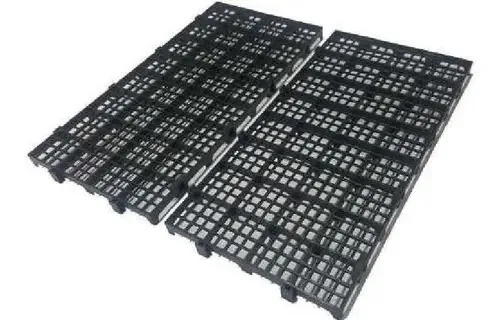 Kit 16 Pisos Plástico Preto Estrado 50x25cm