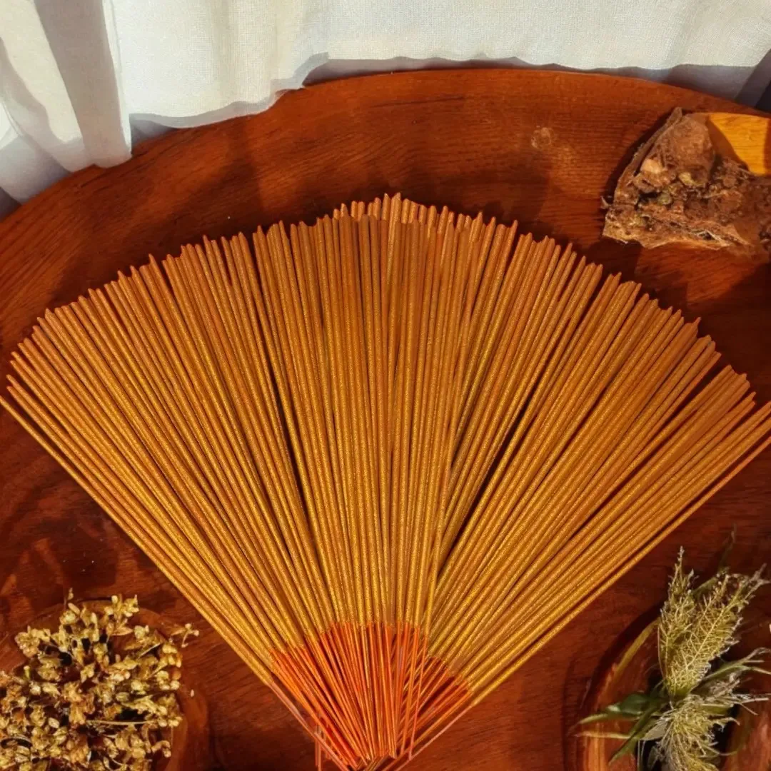 Venda por atacado de 100 palitos com porta-incenso, aromas, fragrância de sândalo