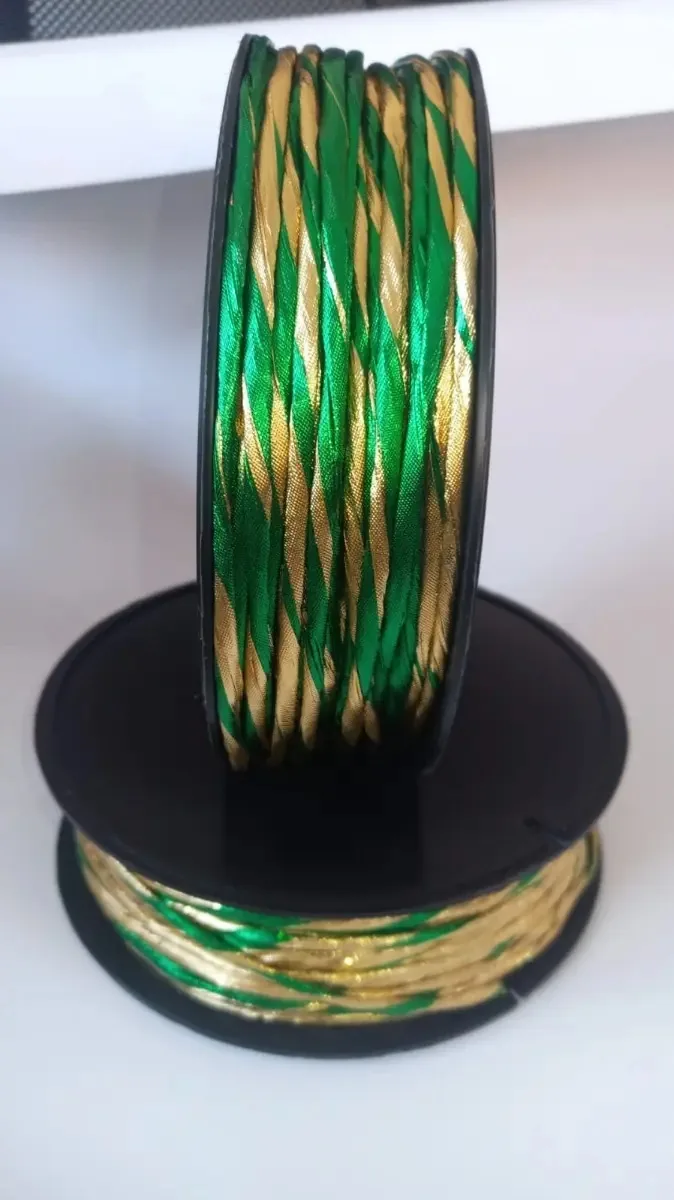 Celopapel metálico liso com 100 metros, cores da Celosa Color: dourado/verde