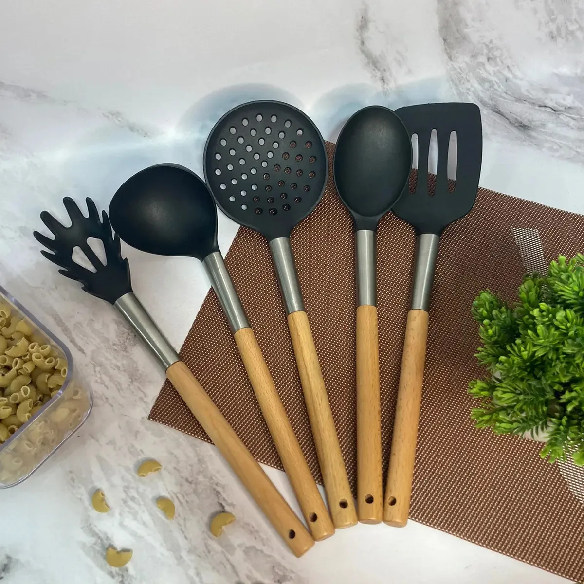 Conjunto de utensílios de cozinha de madeira de manga com ponta de nylon, 5 peças Fary Home