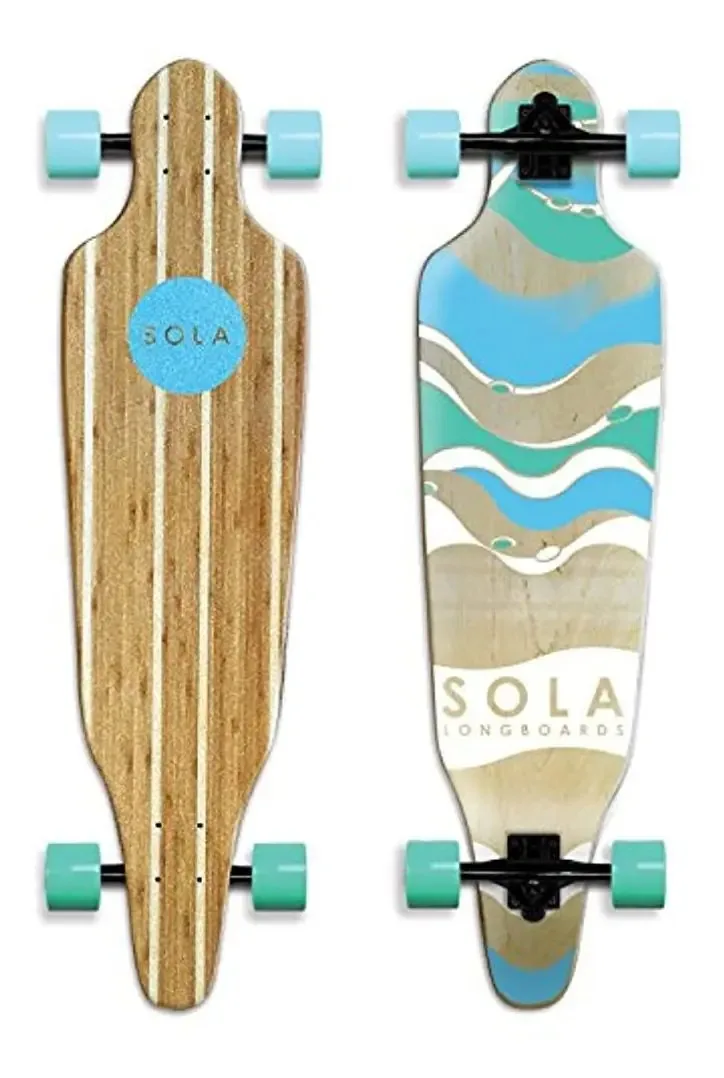 Skate de bambu com design gráfico de alta qualidade