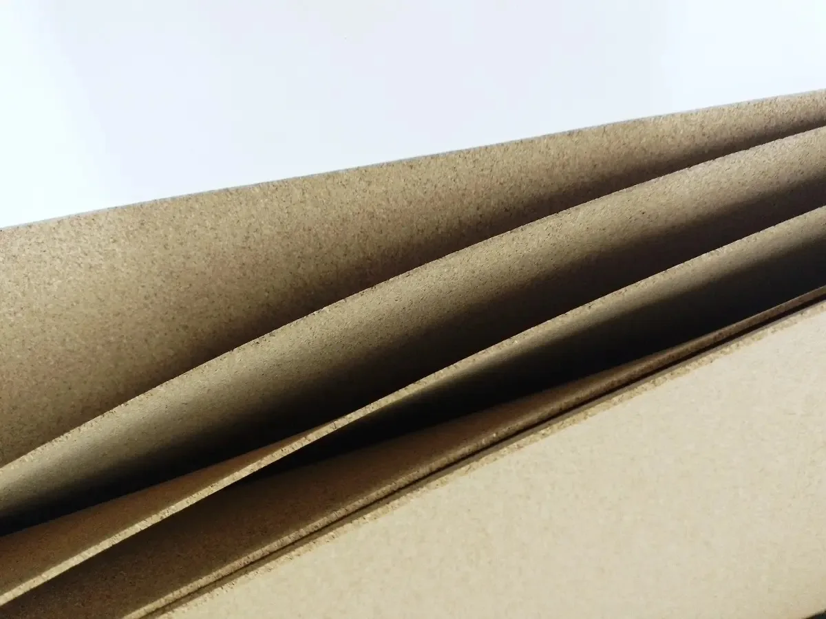 Folha de cortiça 47,5 x 64 cm 2 mm x 5 unidades