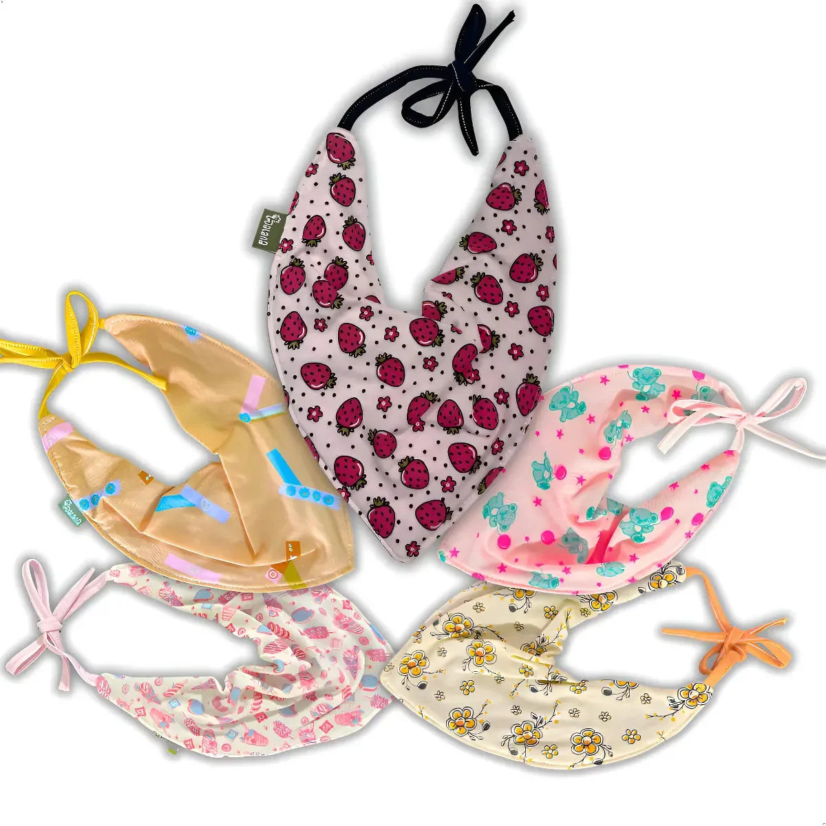 Kit 5 Babadores Bandana Impermeável Ajuste Por Laço Menina Tamanho estampado