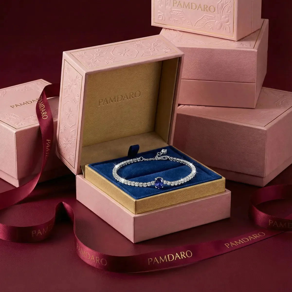 Pulseira azul com proteção elegante de olhos turcos e safira