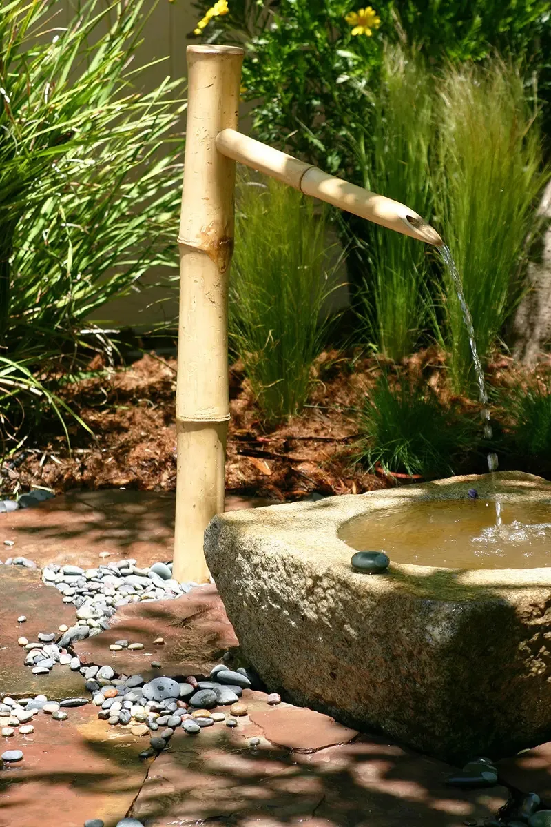Fonte de água externa Bamboo Accents 36"