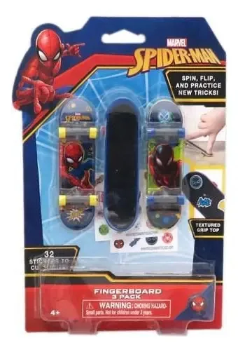 Fingboards do Homem-Aranha com acessórios
