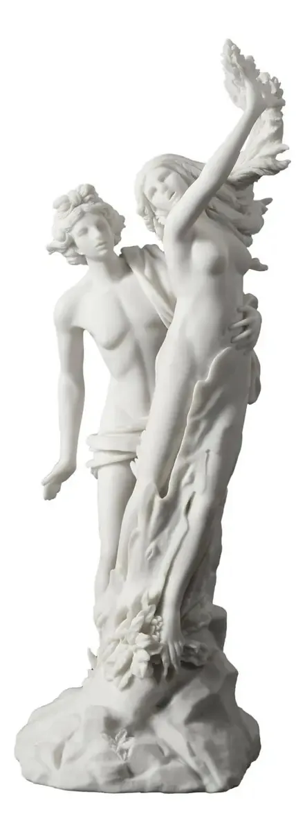 Escultura grega de Apolo e Daphne com acabamento em mármore branco