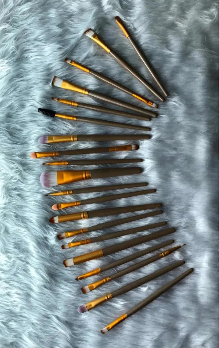 Conjunto profissional de pincéis de maquiagem para os olhos: 20 pincéis dourados