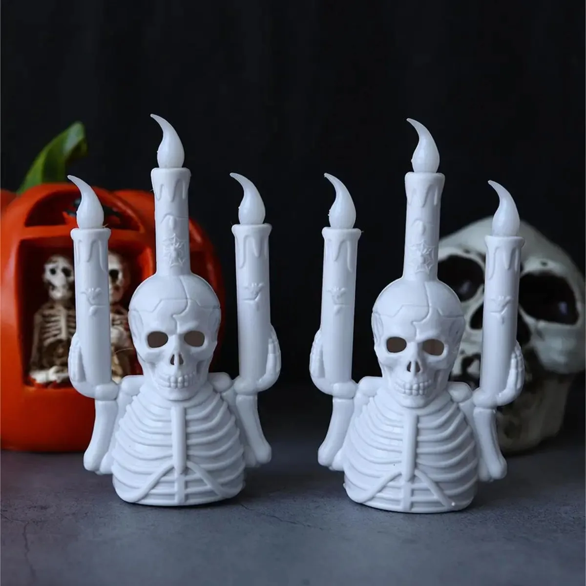Castiçais LED Qiooqsaq para Halloween, velas LED, velas, acessórios decorativos, castiçais assombrados iluminados, velas para o Halloween, interiores, decoração de casa, itens de festa, como em