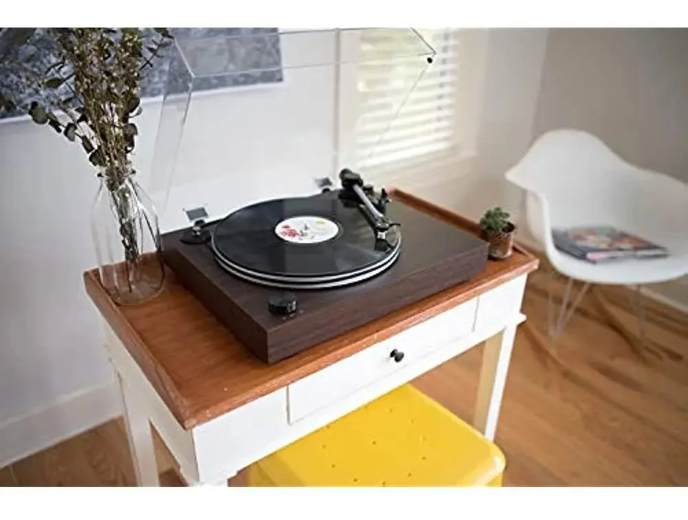 Toca-discos Crosley C8 de 2 velocidades acionado por correia